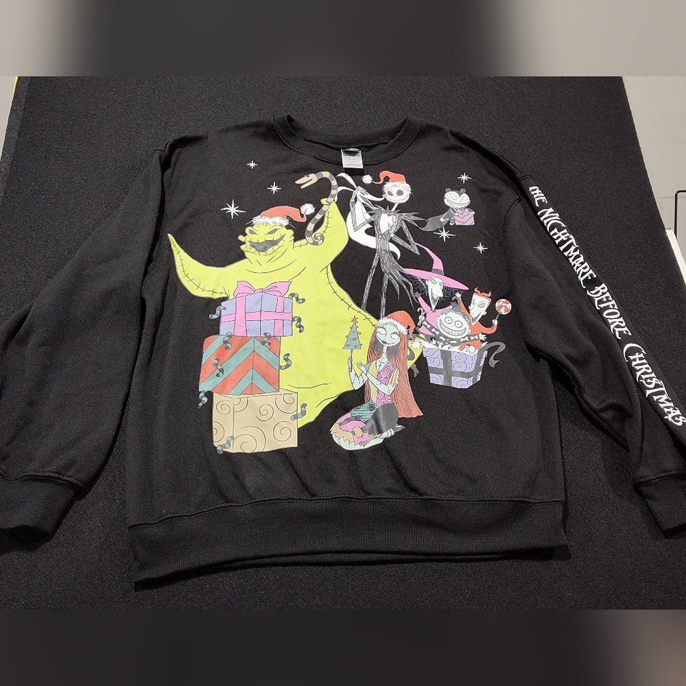 Disney Nightmare Before Christmas Jack Skellington & Friends Sweatshirt, M Women